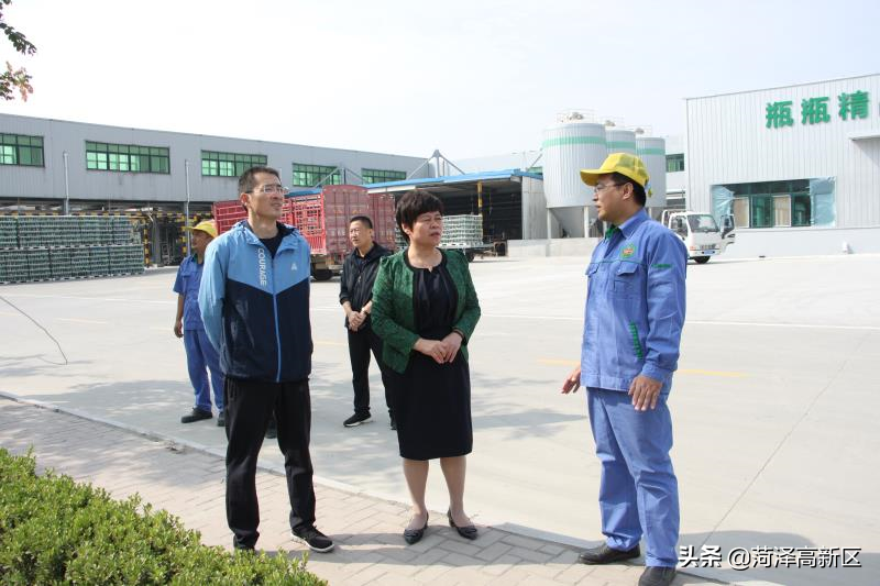 冯艳丽现场调度菏泽高新区双节安全生产工作
