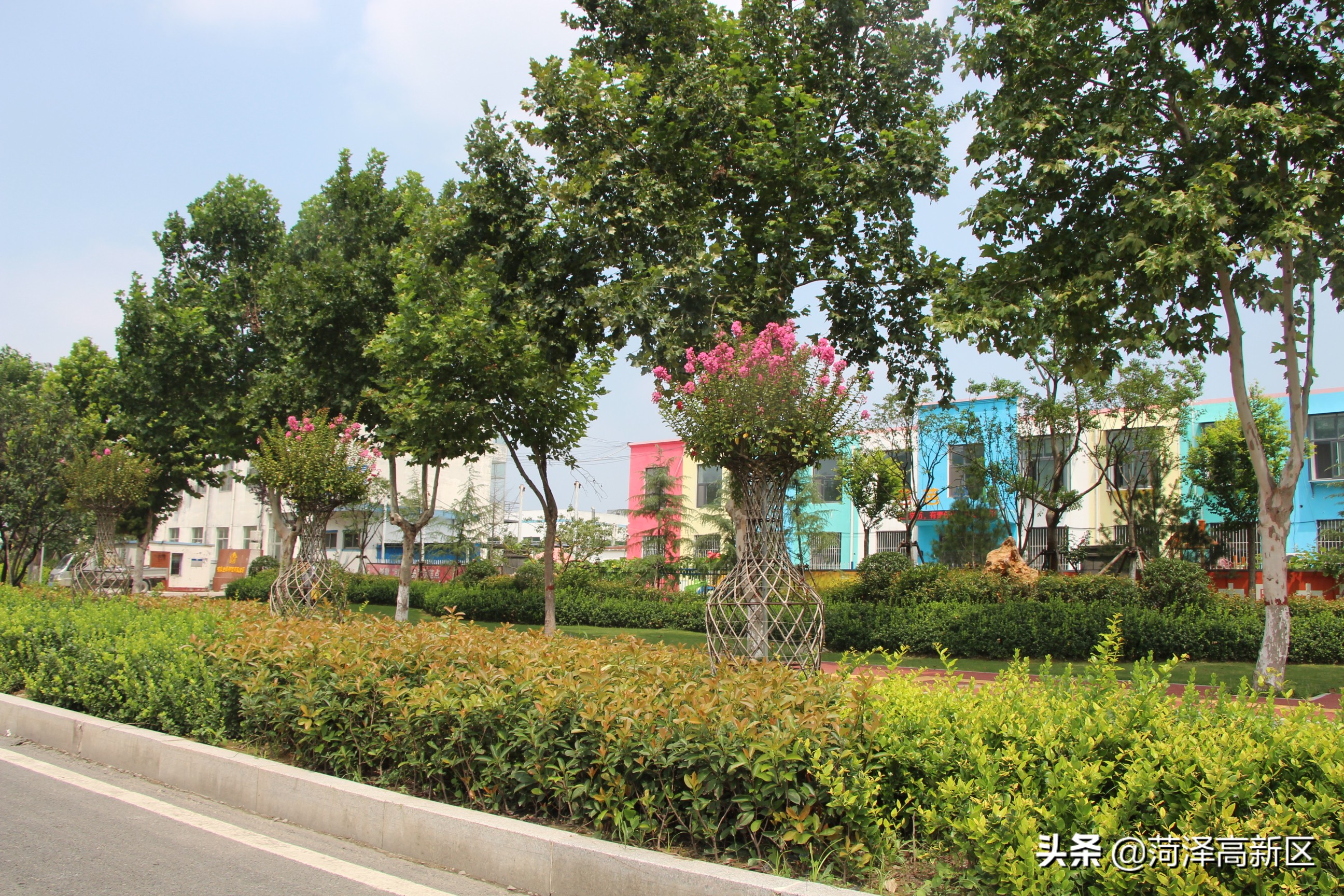 菏泽高新区：全面提升兰州路  精心打造“城市会客厅”