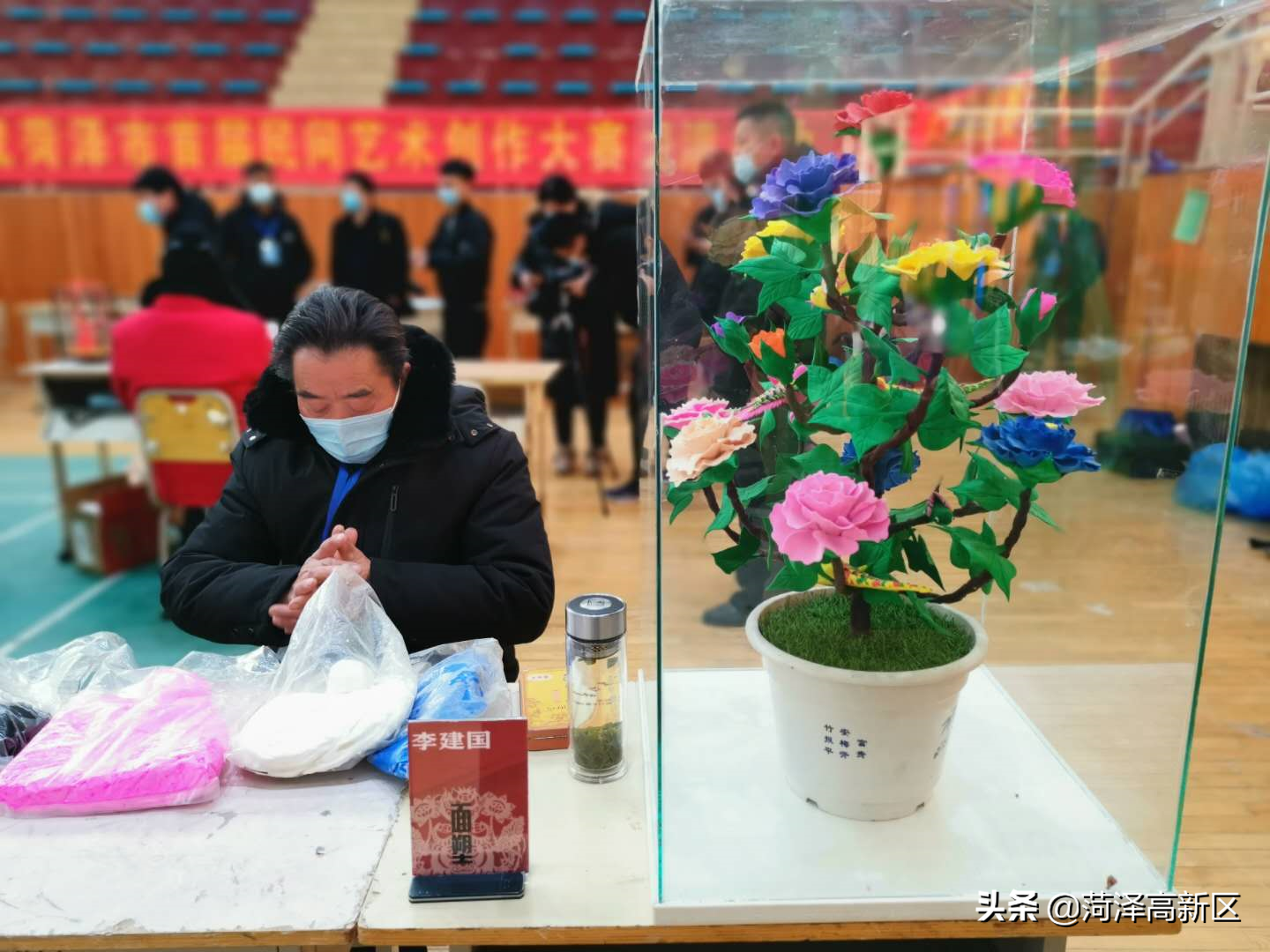 菏泽高新区在全市首届“天工杯”民间艺术创作大赛上喜获佳绩