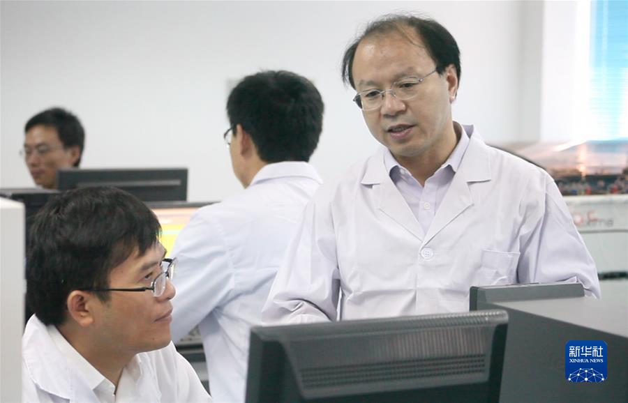 (新华全媒头条·六中全会精神在基层·图文互动)(7)勇攀高峰,为实现高水平科技自立自强贡献力量——各地贯彻党的十九届六中全会精神加强科技创新观察