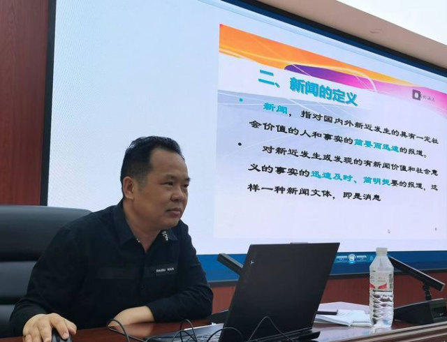 菏泽开发区佃户屯街道召开文明宣讲培训会