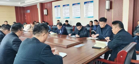 菏泽开发区佃户屯街道召开深入学习贯彻市“两会”精神专题会议