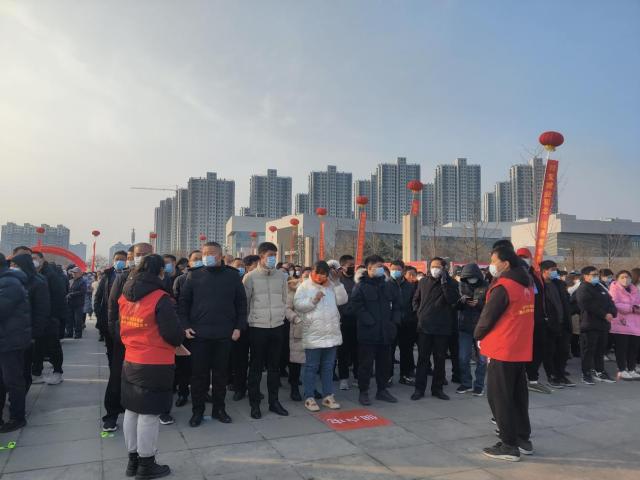 菏泽鲁西新区佃户屯街道积极助力“2023年春风行动•就业援助月”招聘会