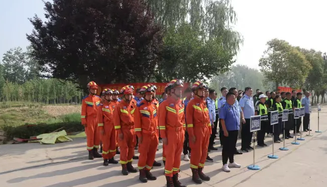 菏泽鲁西新区佃户屯街道开展防汛抗旱应急演练 提升灾害应对能力