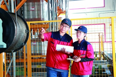 盛夏逐“绿”行——山东推动绿色低碳高质量发展先行区建设的实践探索 盛夏逐“绿”行——山东推动绿色低碳高质量发展先行区建设的实践探索