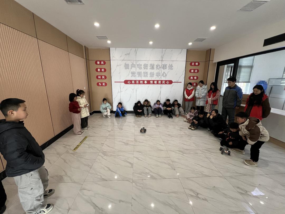 菏泽鲁西新区佃户屯街道开展寒假关爱儿童志愿服务活动