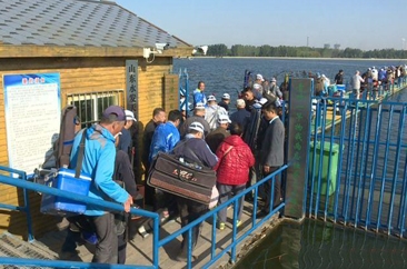 迎国庆“夕阳红”钓鱼比赛开赛