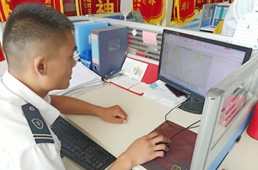 国庆假期：“公交车”运营管理员杜常林“调兵遣将”