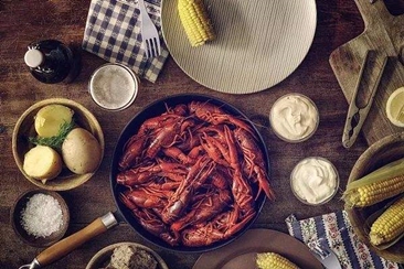 小龙虾学院火了 用技能证明“行行出状元”