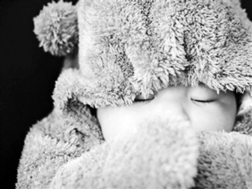 乍暖还寒给娃“春捂”你“捂”对了吗？