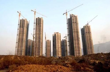 上半年全国40城土地市场量缩价涨