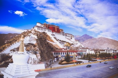 布达拉宫参观需提前一天预约