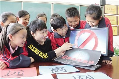 破解未成年人沉迷网络游戏既要“硬态度”，也要“硬技术”