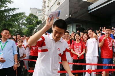 教育部发布《中国高考评价体系》 立德树人融入考评全过程