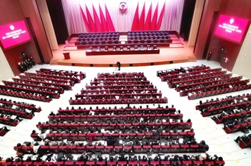  菏泽市政协十六届一次会议预备会议举行 