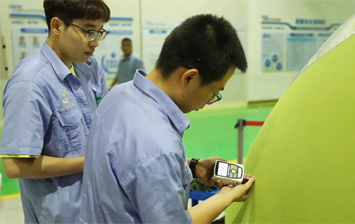 生产线上感受经济“新”脉动