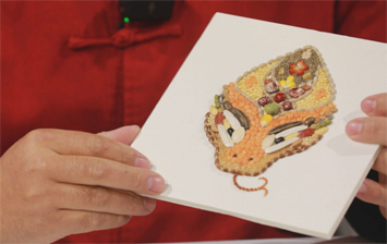 东明粮画“绘”就蛇年独特风景