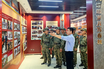  巨野县独山镇武装部开展“缅怀革命先烈•传承红色基因”清明特别活动 