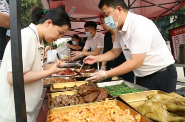  一天营业额超过万元！菏泽多家“星级”酒店摆地摊！ 