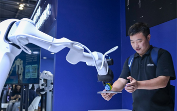 智能伙伴来了，“AI”正重塑大学课堂